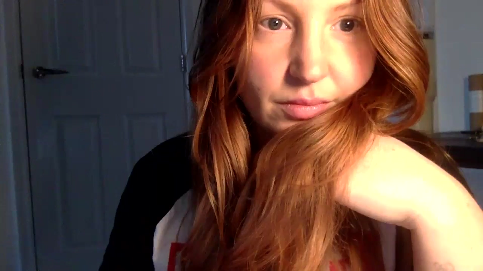 BelleNextDoor video thumbnail