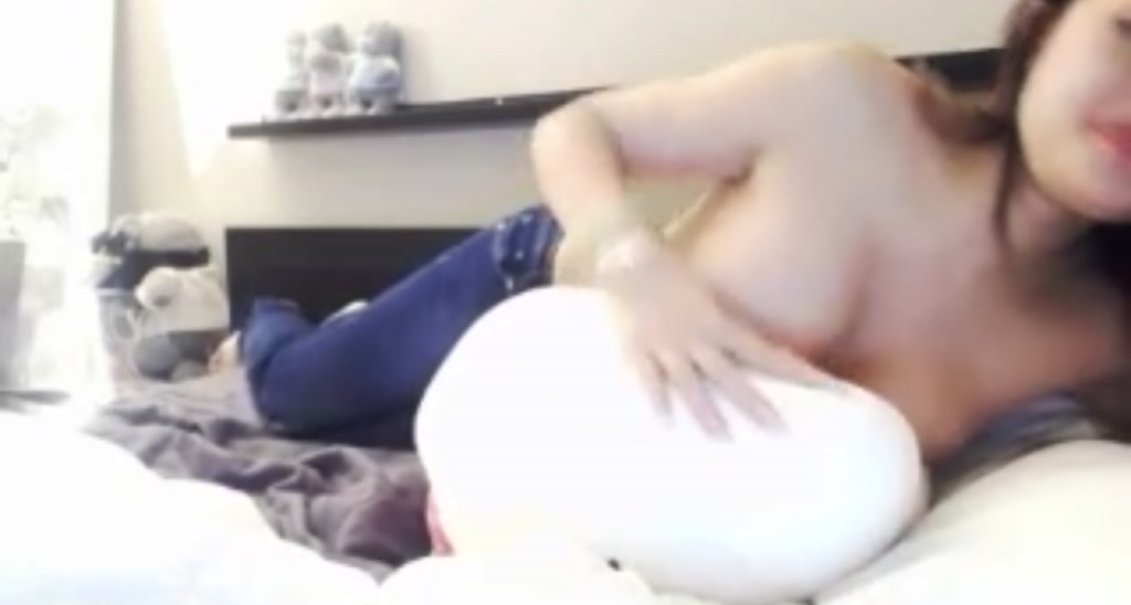 Sunnhiee video thumbnail