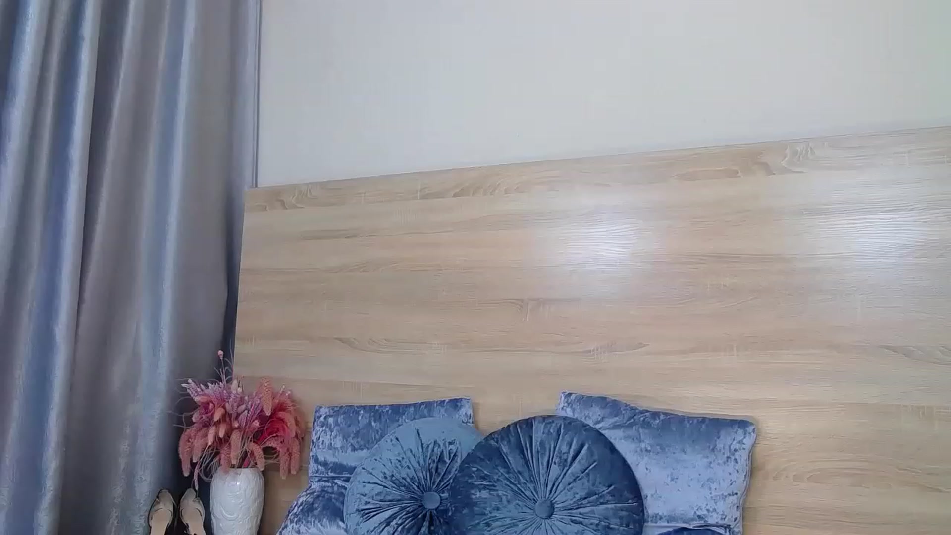 Floured video thumbnail