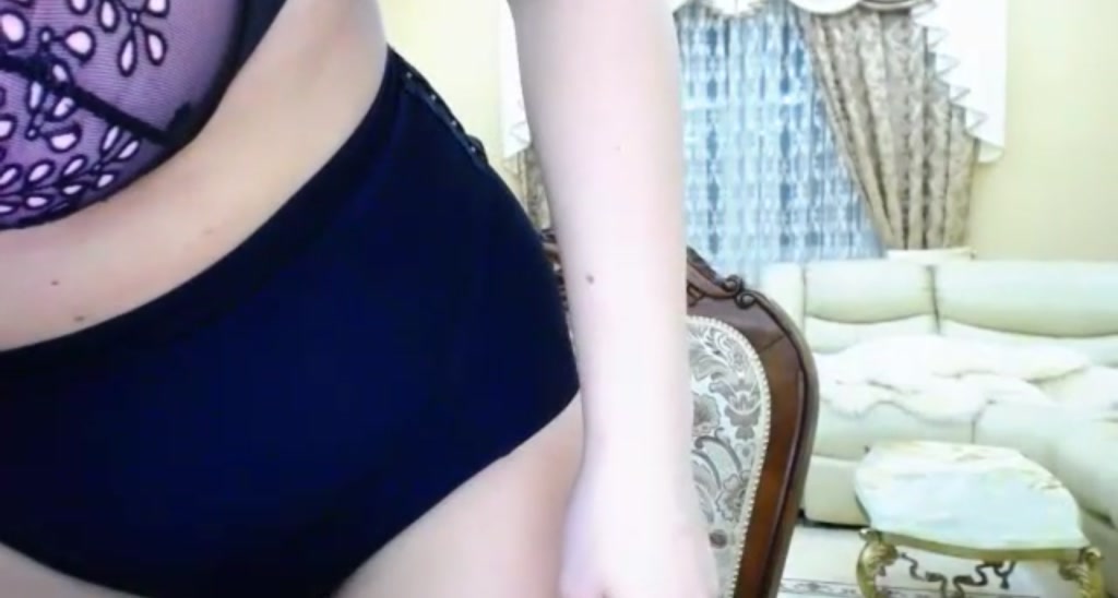 LoonaScandi video thumbnail