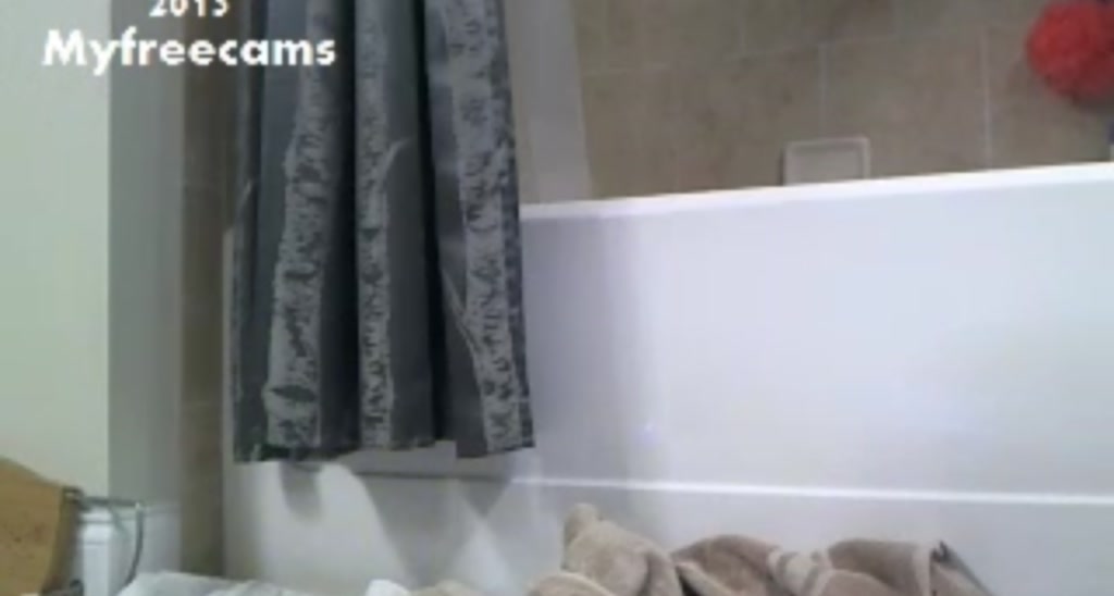 Downloads video thumbnail