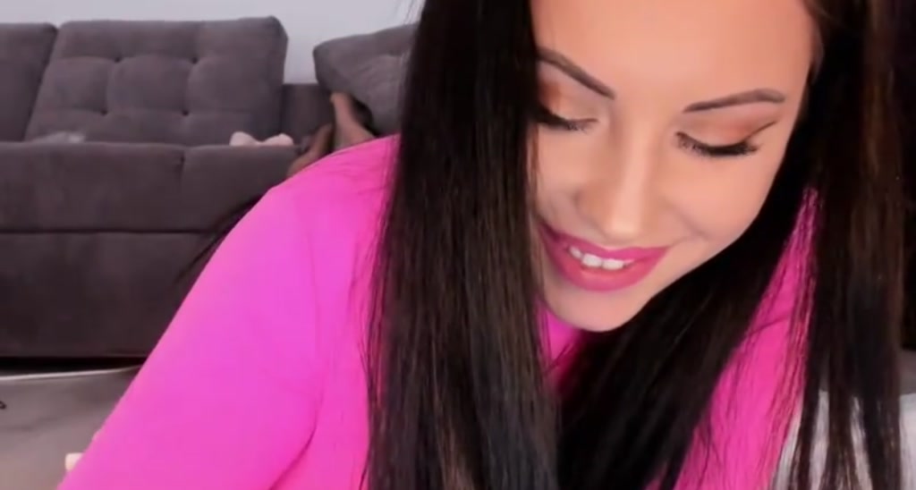 aLeDoll video thumbnail