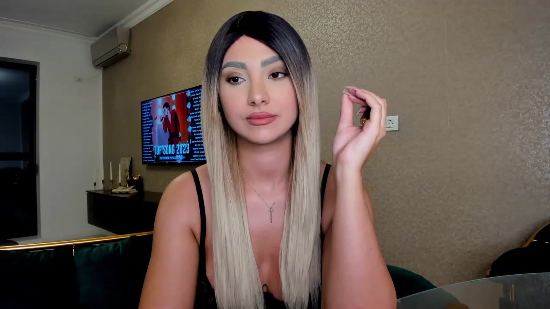 HONEY_A video thumbnail