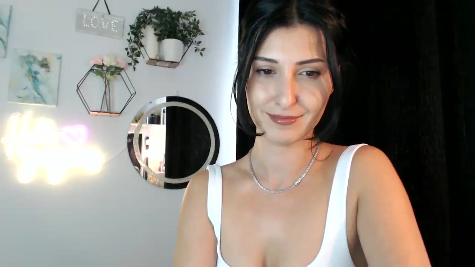 Yara_77 video thumbnail