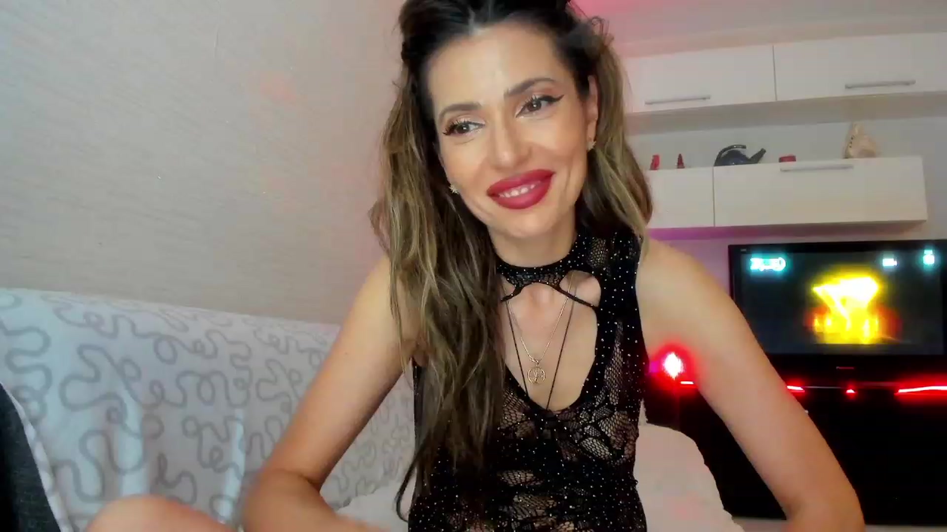 SmileyTinaa video thumbnail