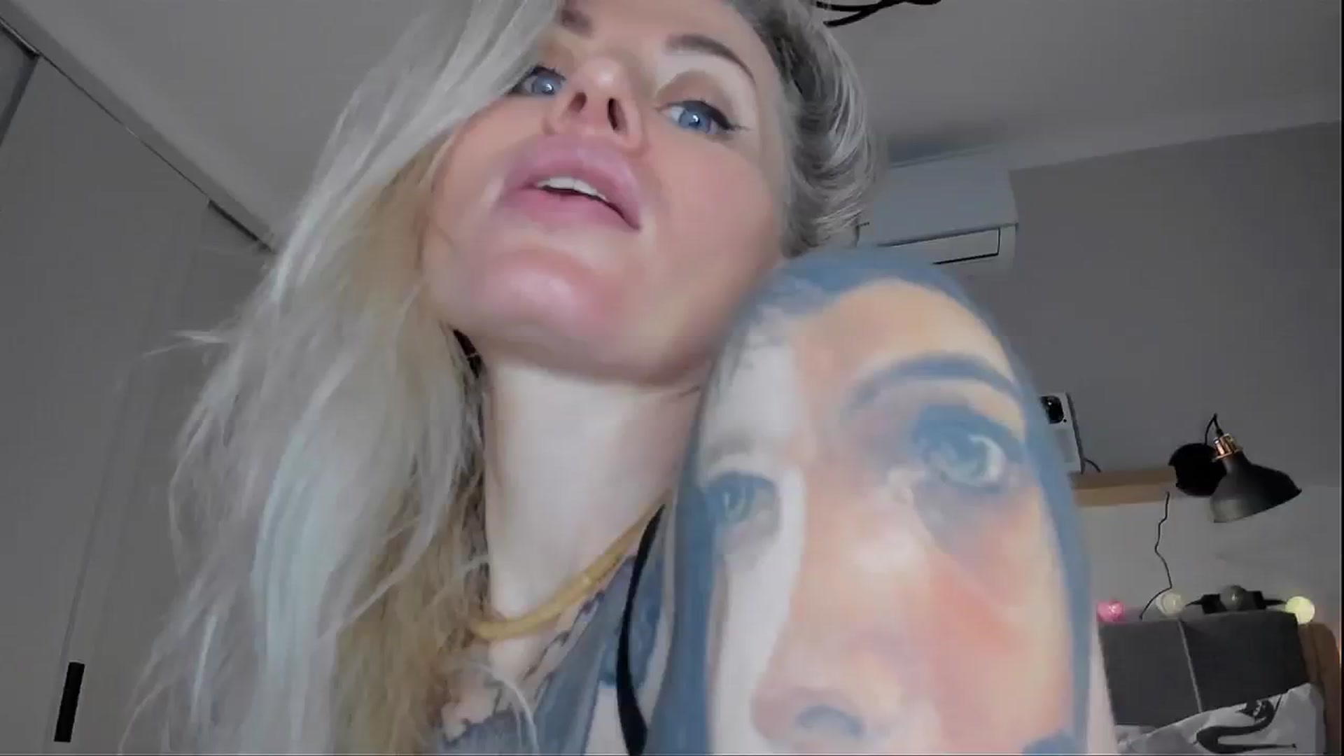 Alexa_Smithhh video thumbnail