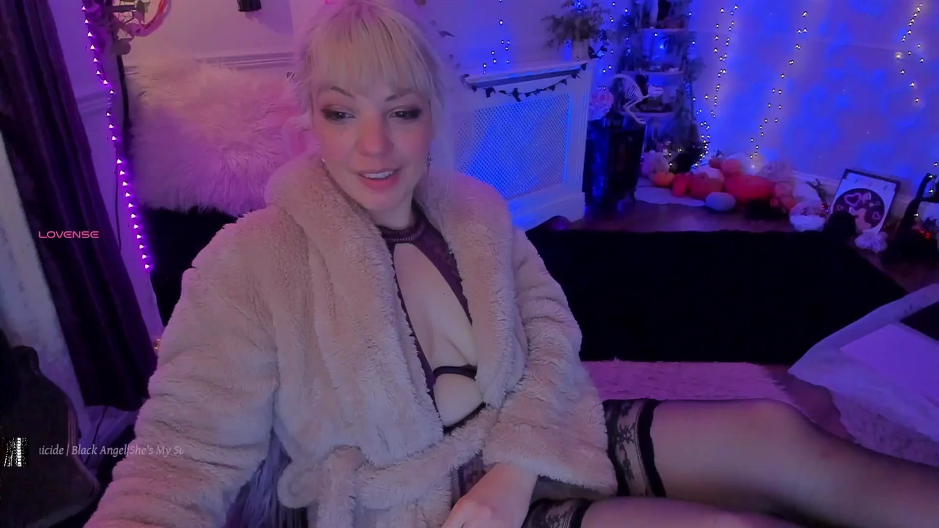 LunaWolfie video thumbnail