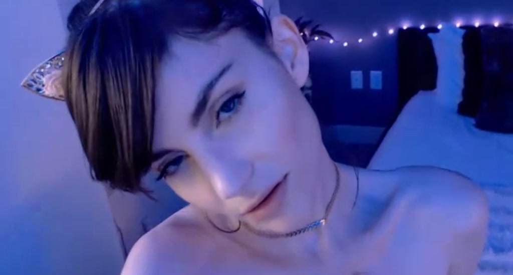 DaphneJo video thumbnail
