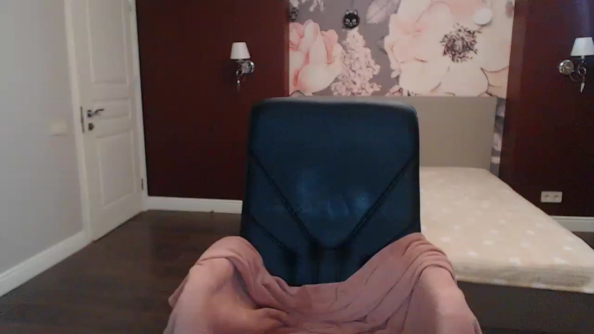 Karina_Mils video thumbnail