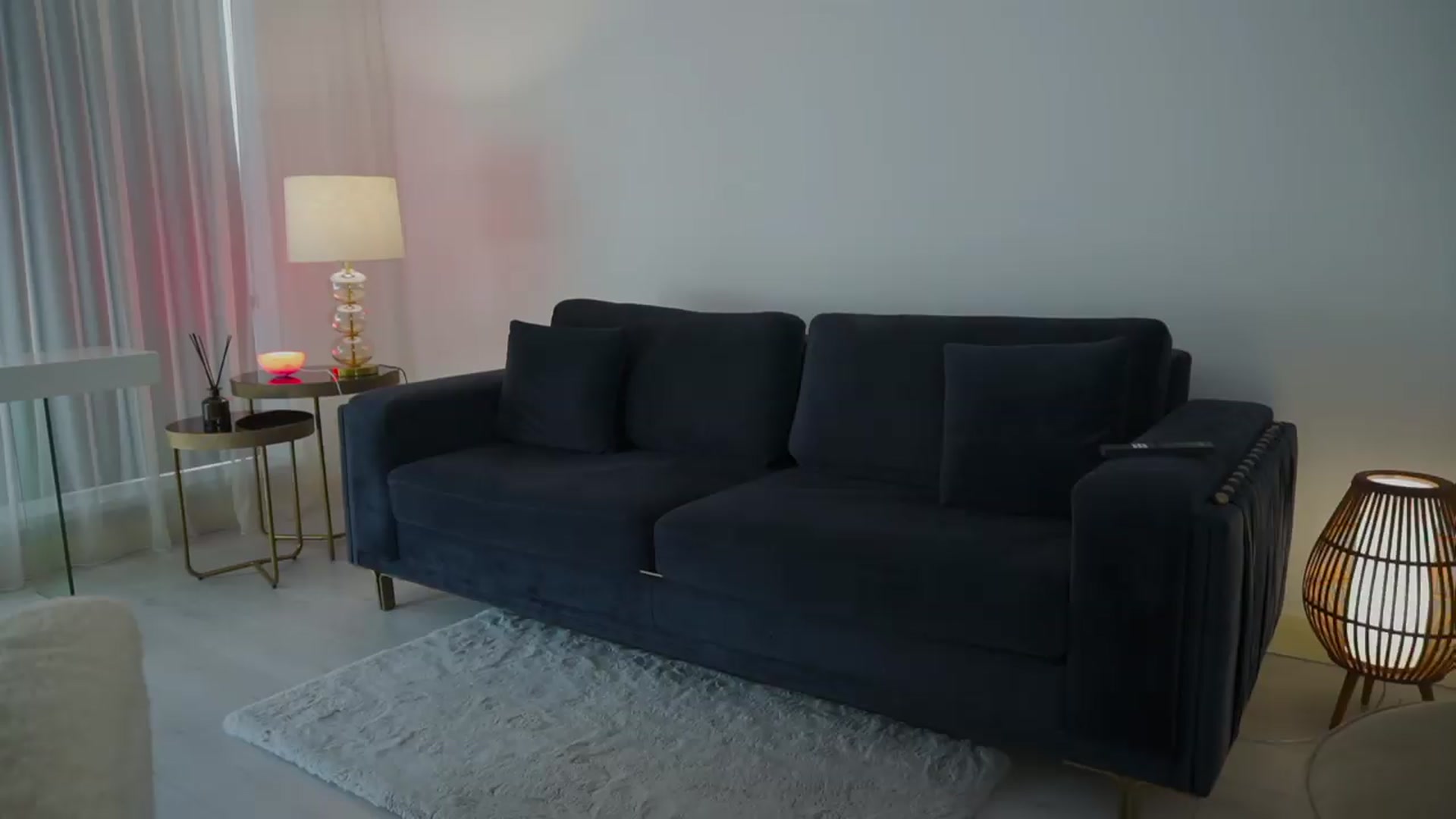 L_U_A_ video thumbnail