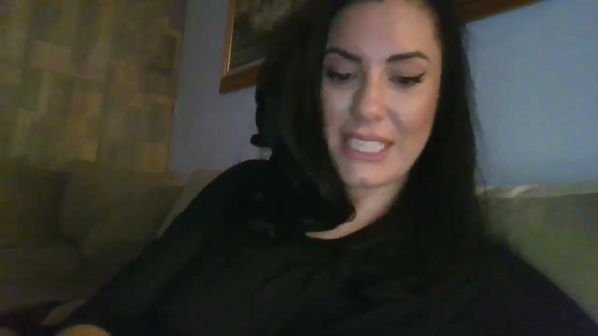 MissBee video thumbnail