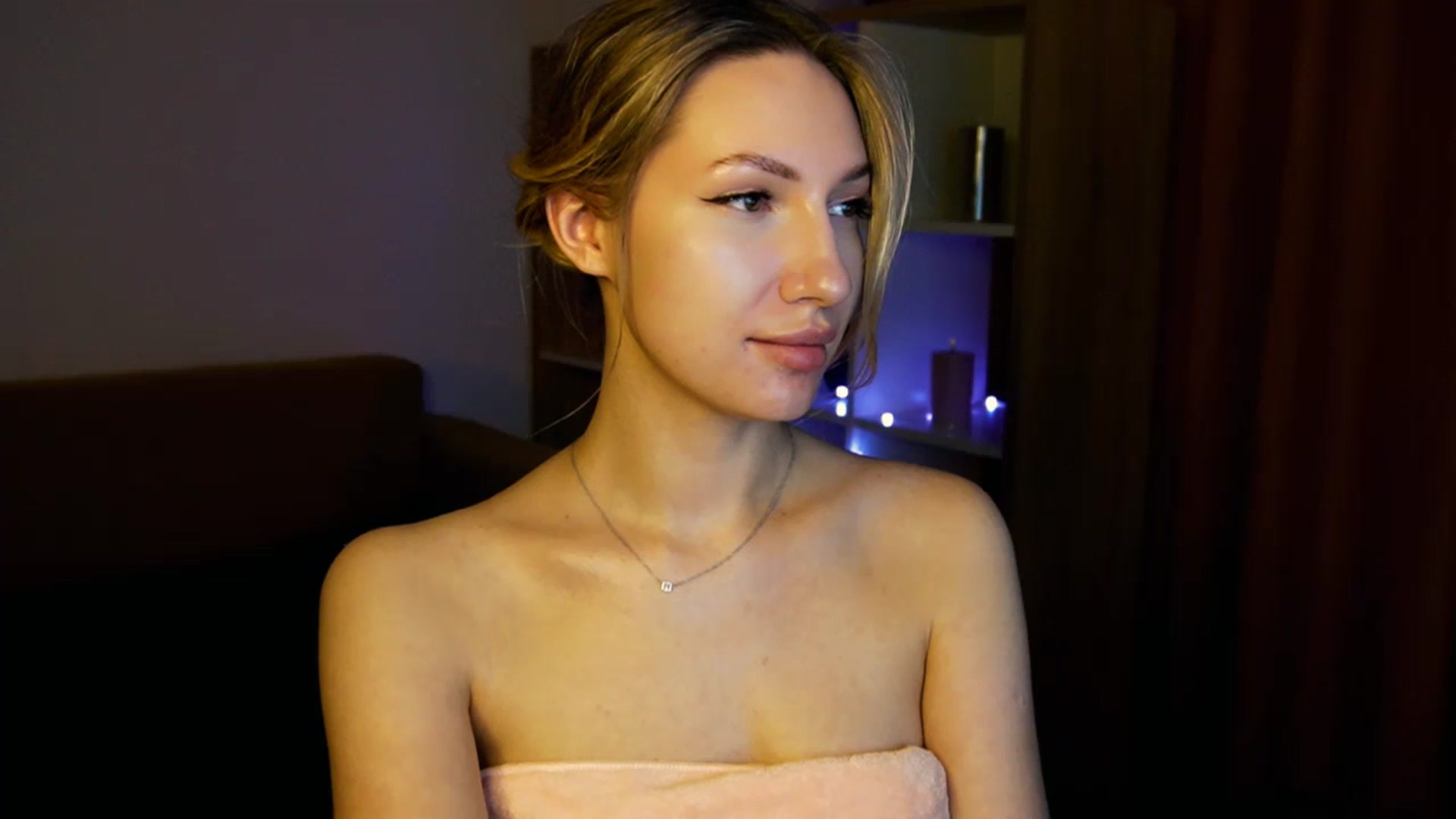 LovelyGin video thumbnail
