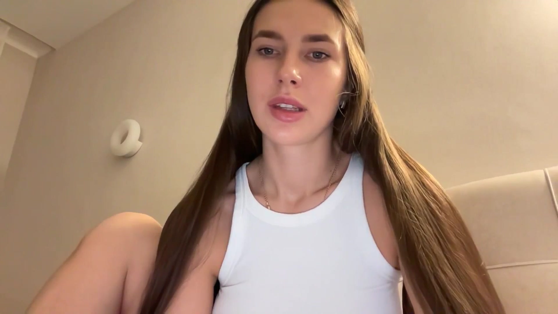 kissfreeze video thumbnail