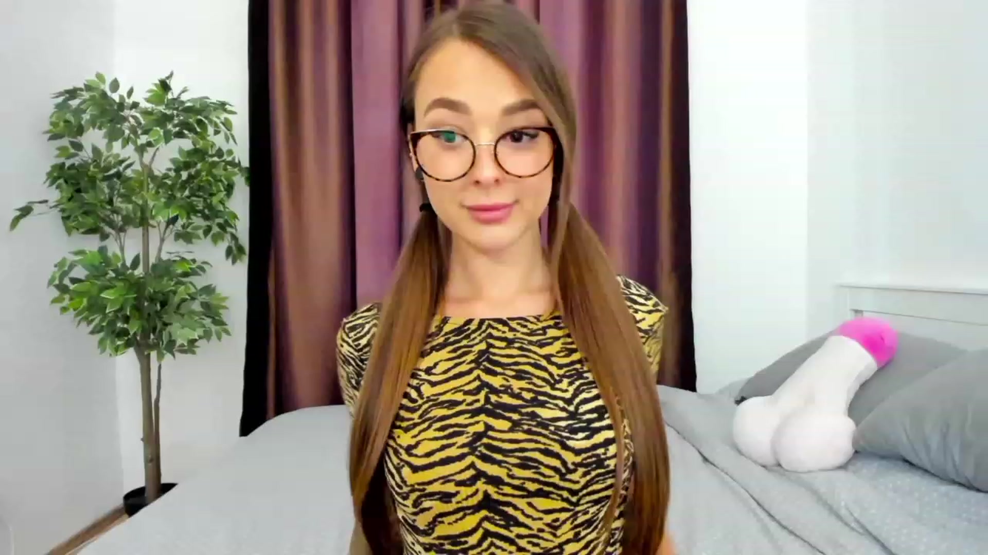 Jul_la_la video thumbnail