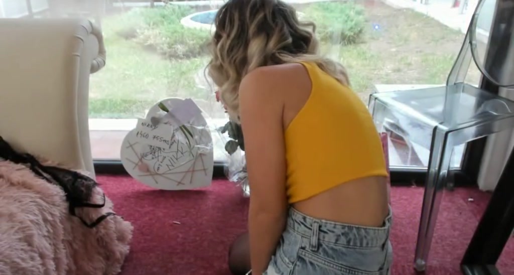 KateCandy video thumbnail