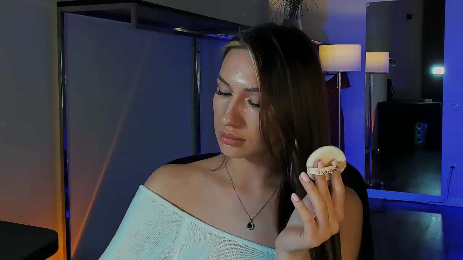 LovelyGin video thumbnail