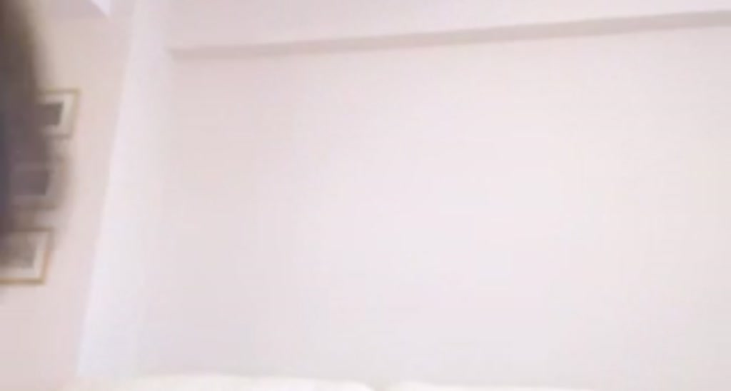 SssmileS video thumbnail