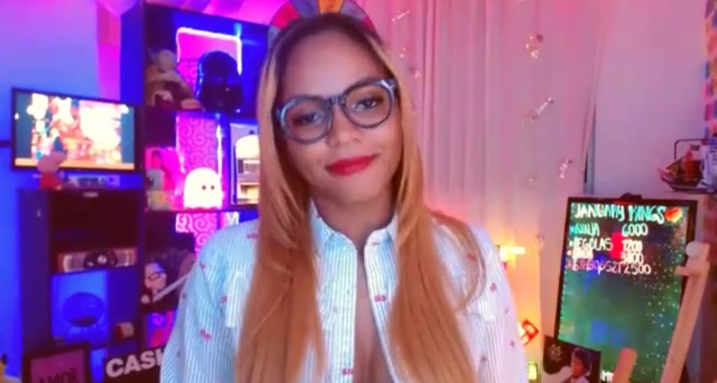 LinaAwesome video thumbnail