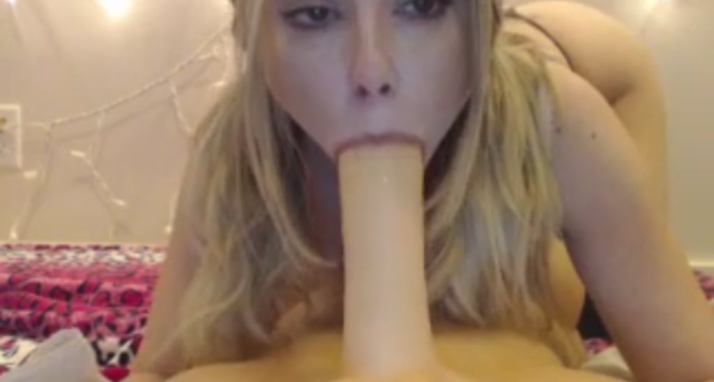 MiniMariah video thumbnail