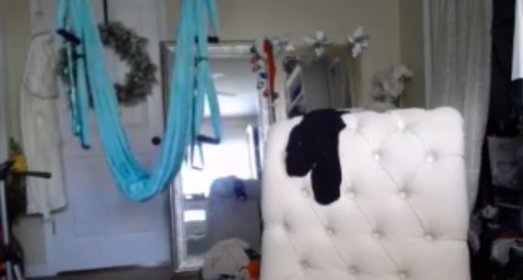 Skye_Evans_ video thumbnail