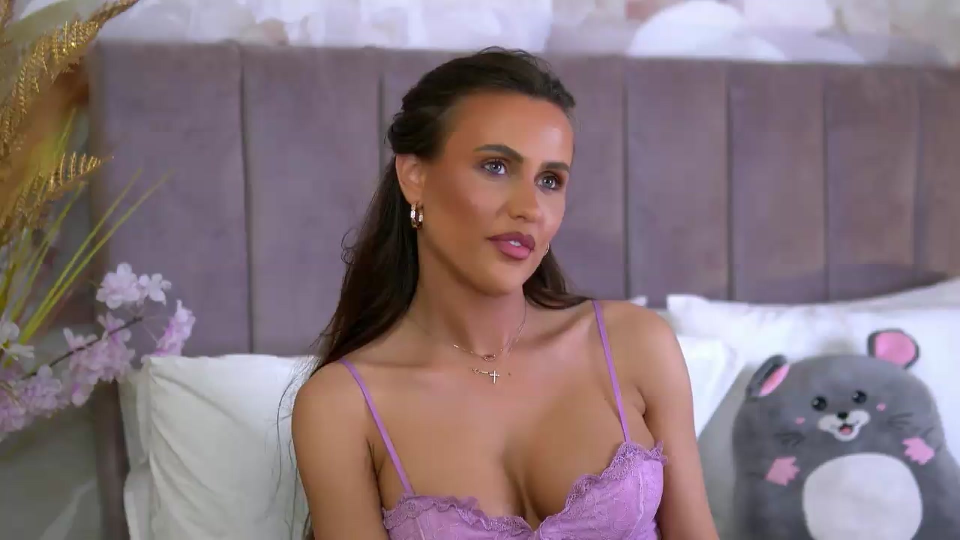 AnaisBellas video thumbnail