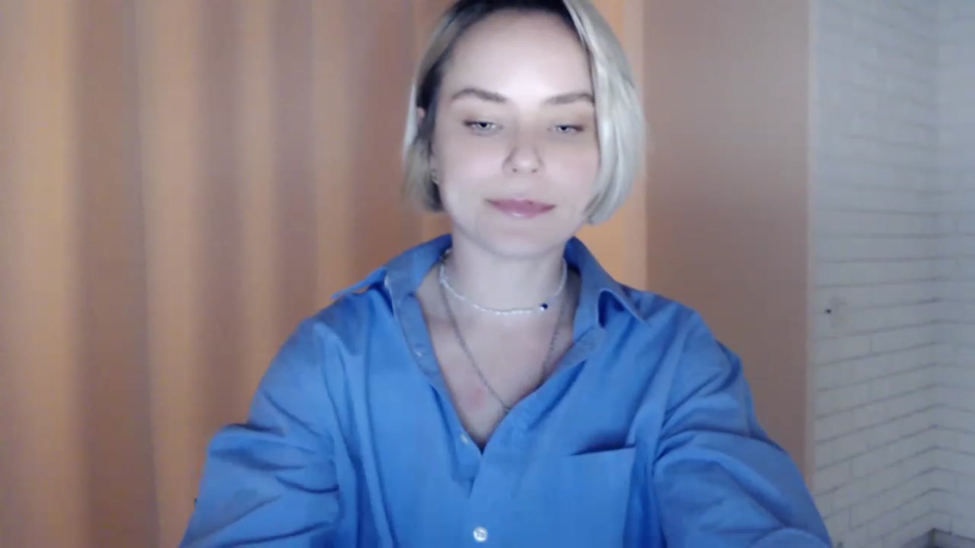 EMMA_U2 video thumbnail