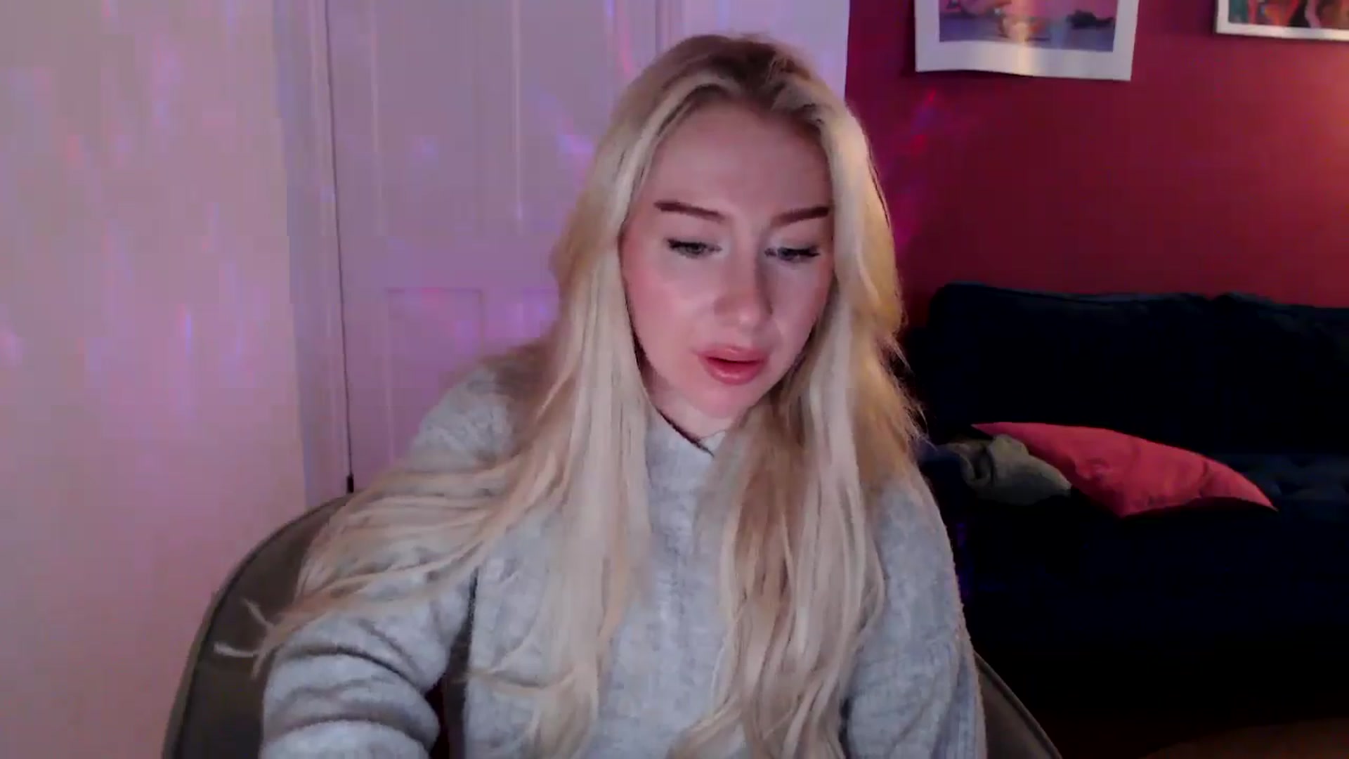 PetiteAvax video thumbnail