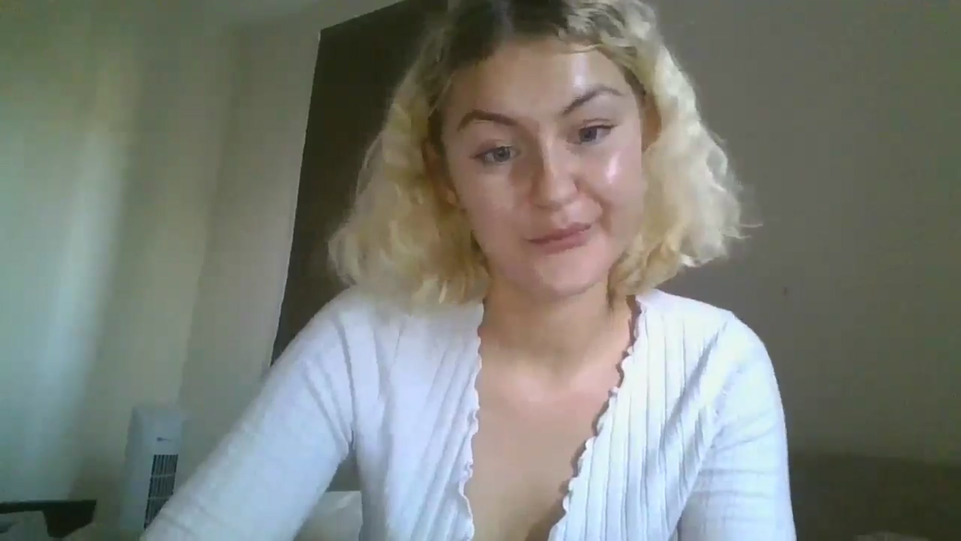 misslilly video thumbnail