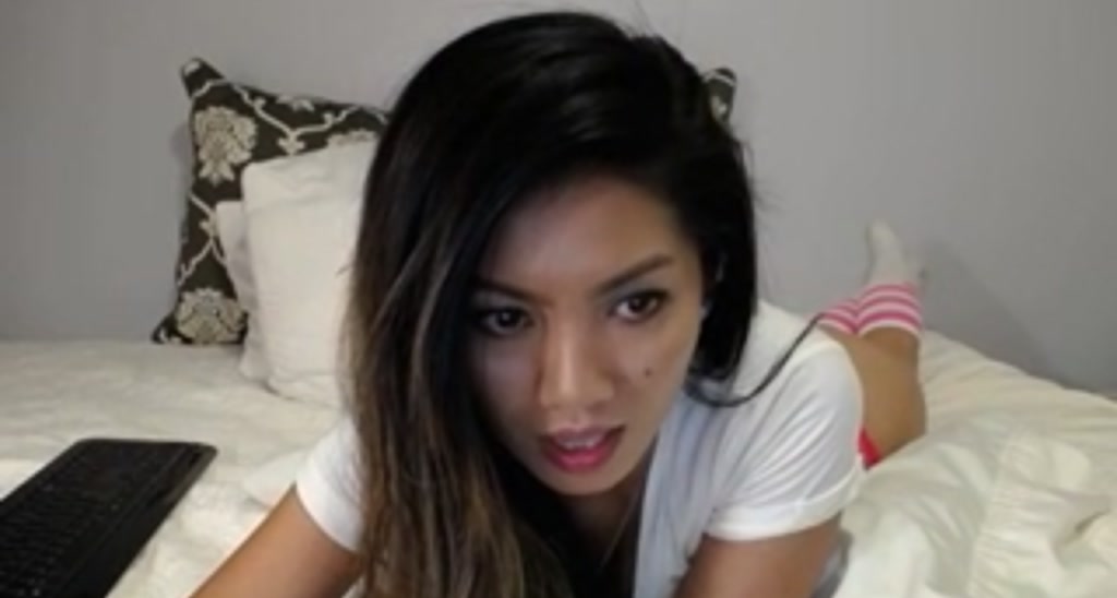 AsianLuv_4U video thumbnail