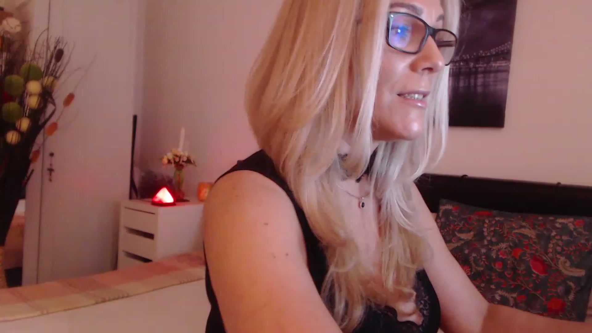 Reeya71 video thumbnail