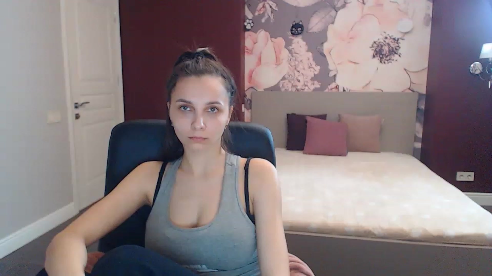 Karina_Mils video thumbnail