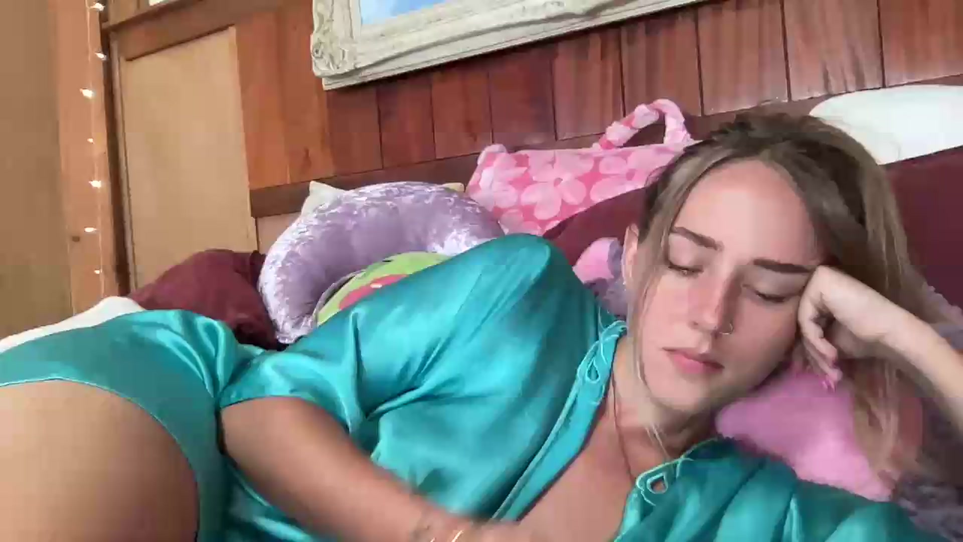 IvyPiercee video thumbnail