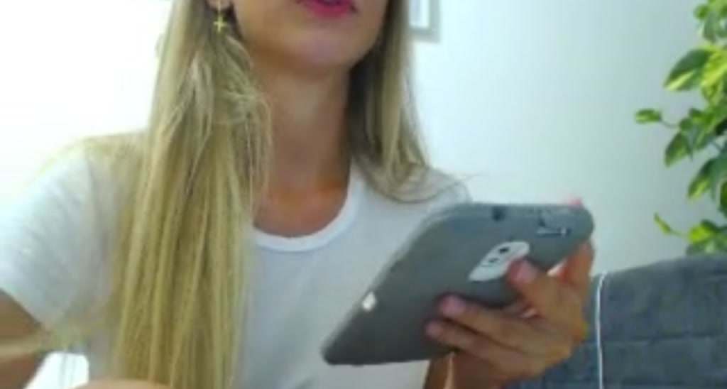 fresagirl video thumbnail
