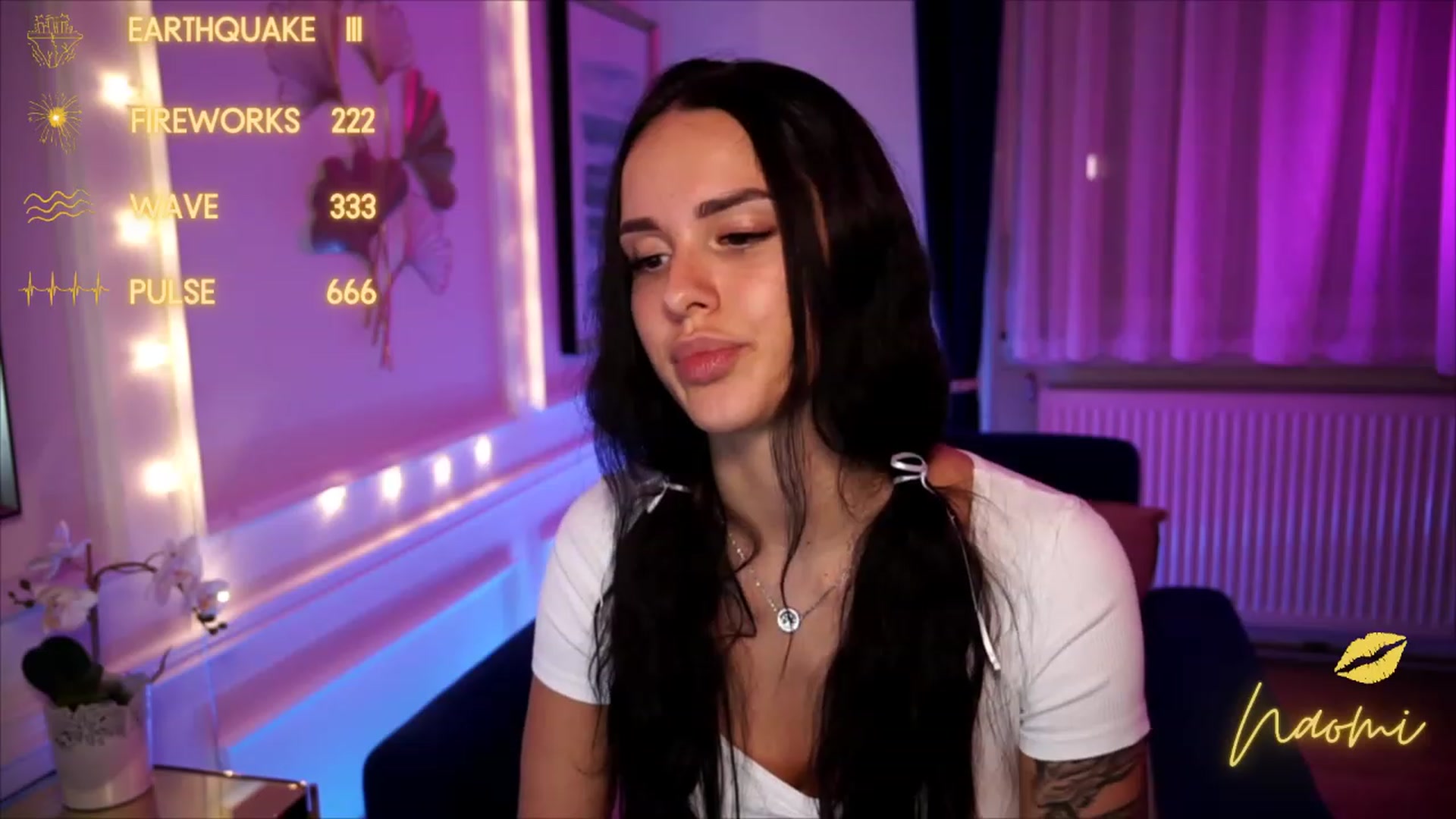 cinnabellee video thumbnail