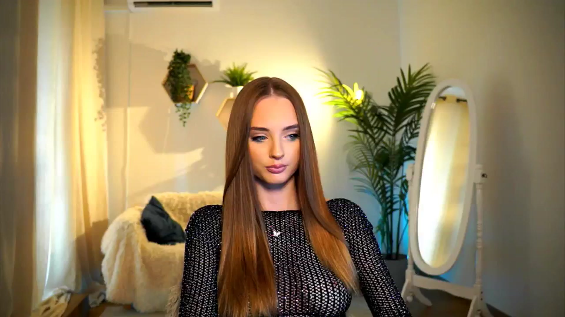 petitegonwild video thumbnail