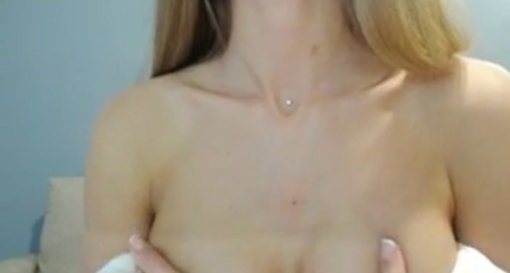 AvrilDollX video thumbnail