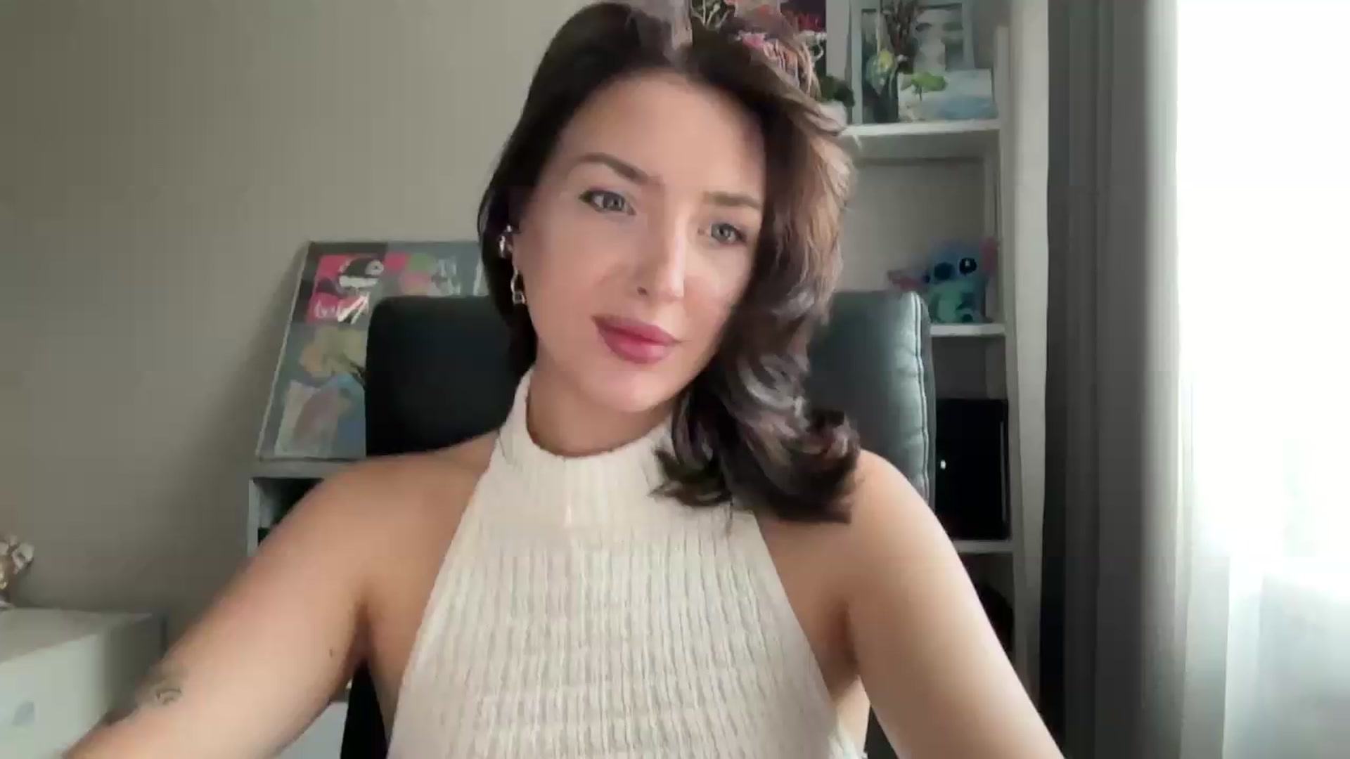 Di_Pearl video thumbnail