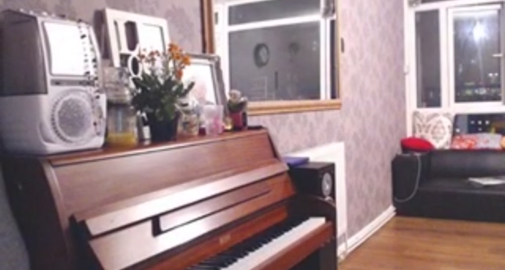 DelilahDeluxe video thumbnail