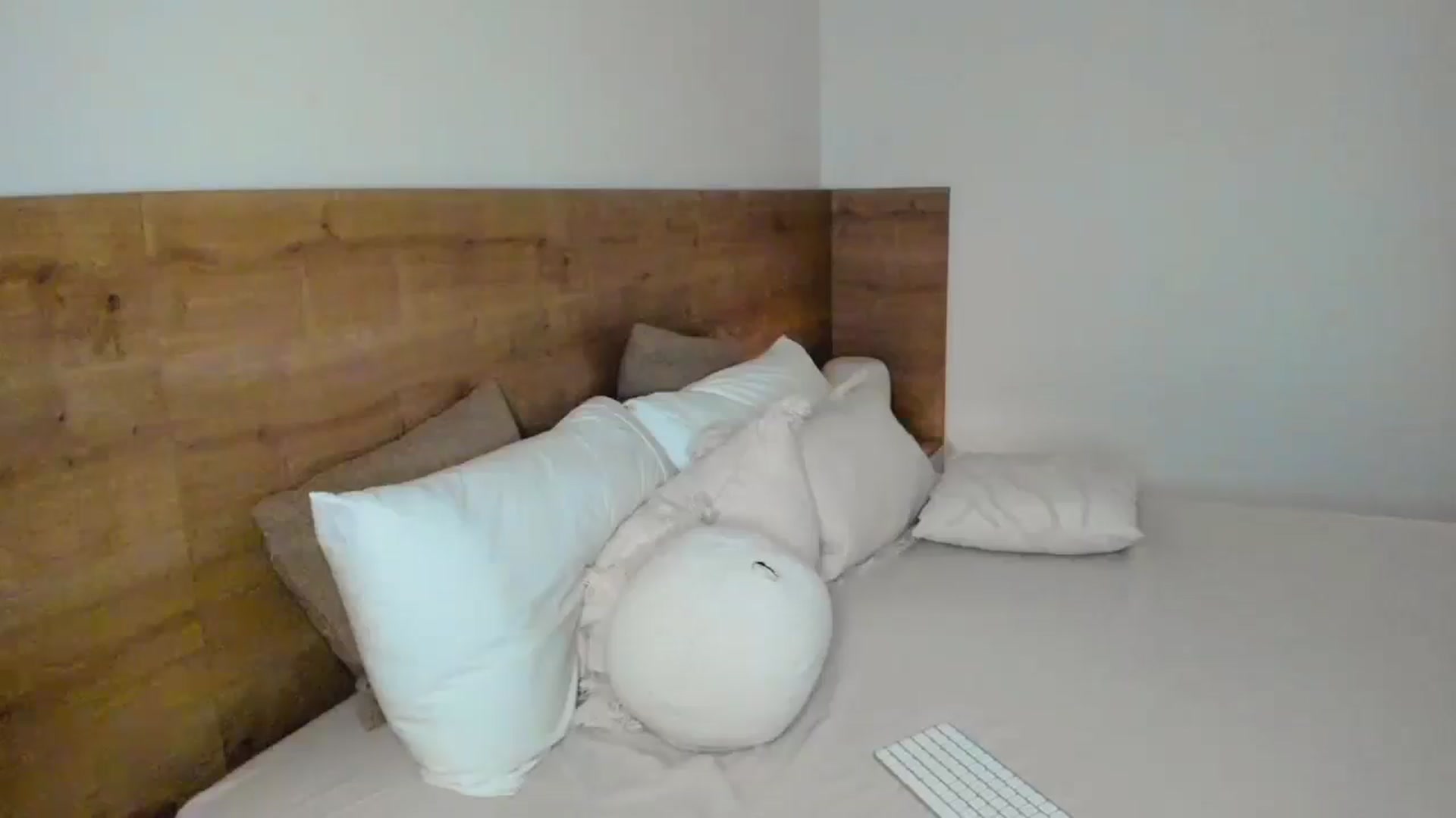 Lara_xo video thumbnail