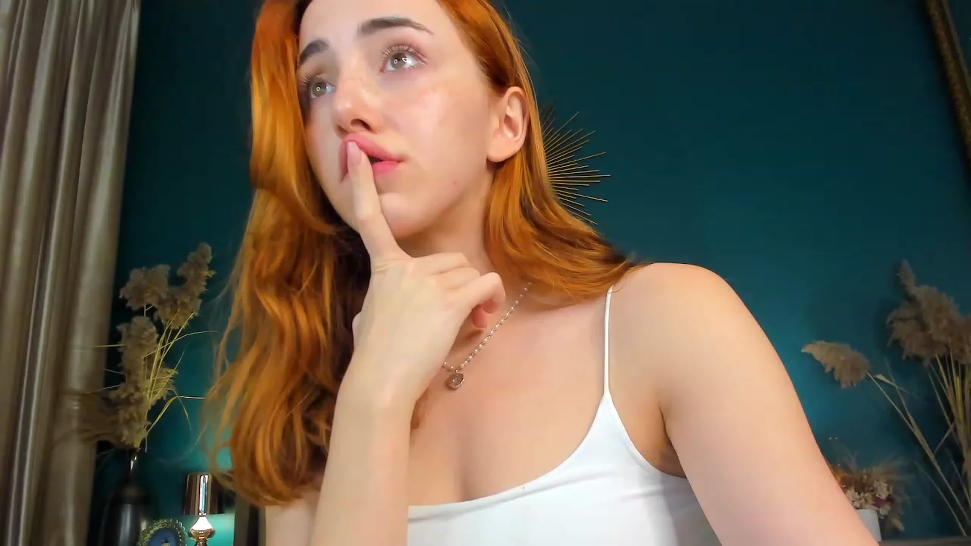 ElsaYoung video thumbnail