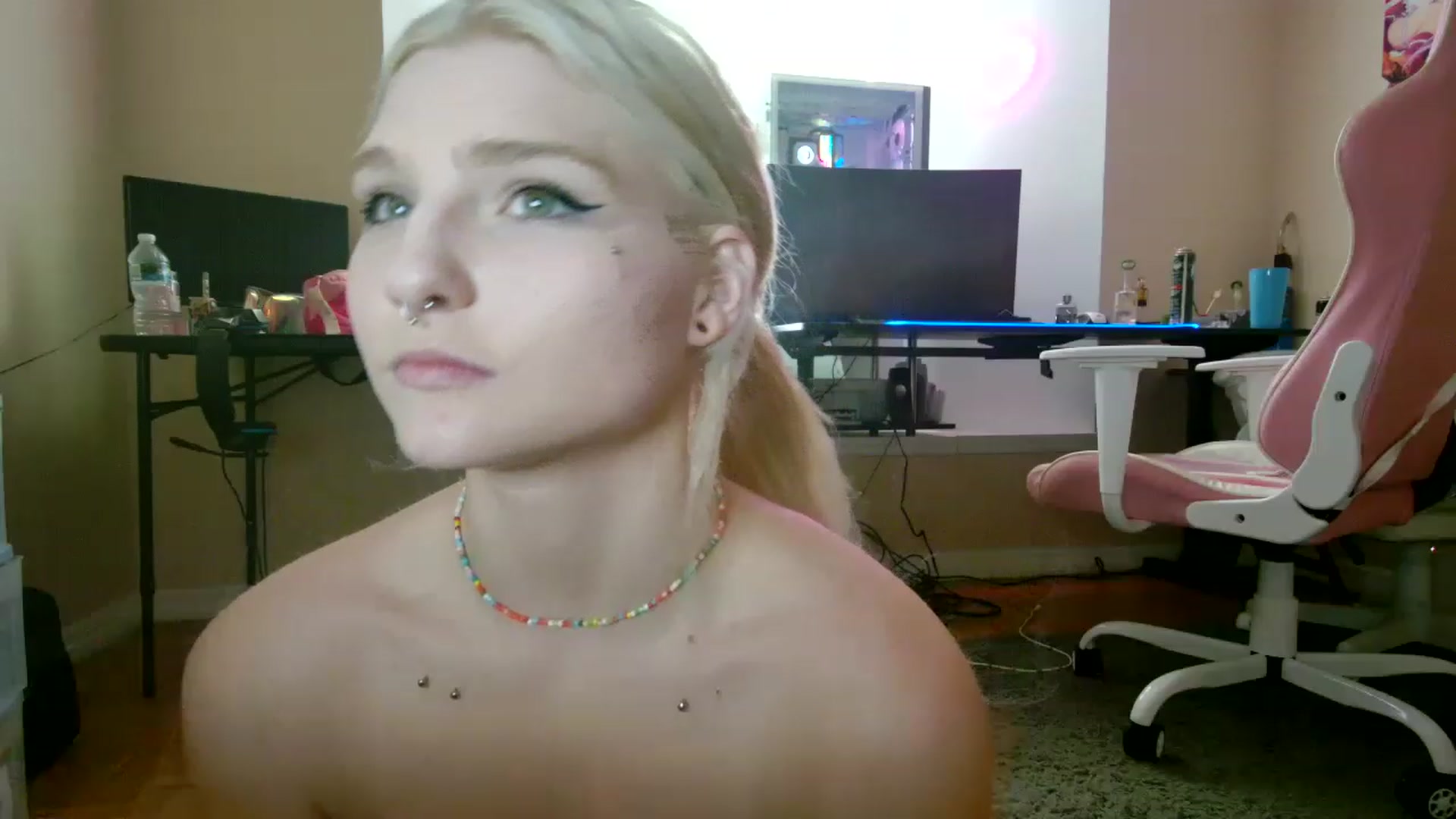 DuckChan0 video thumbnail