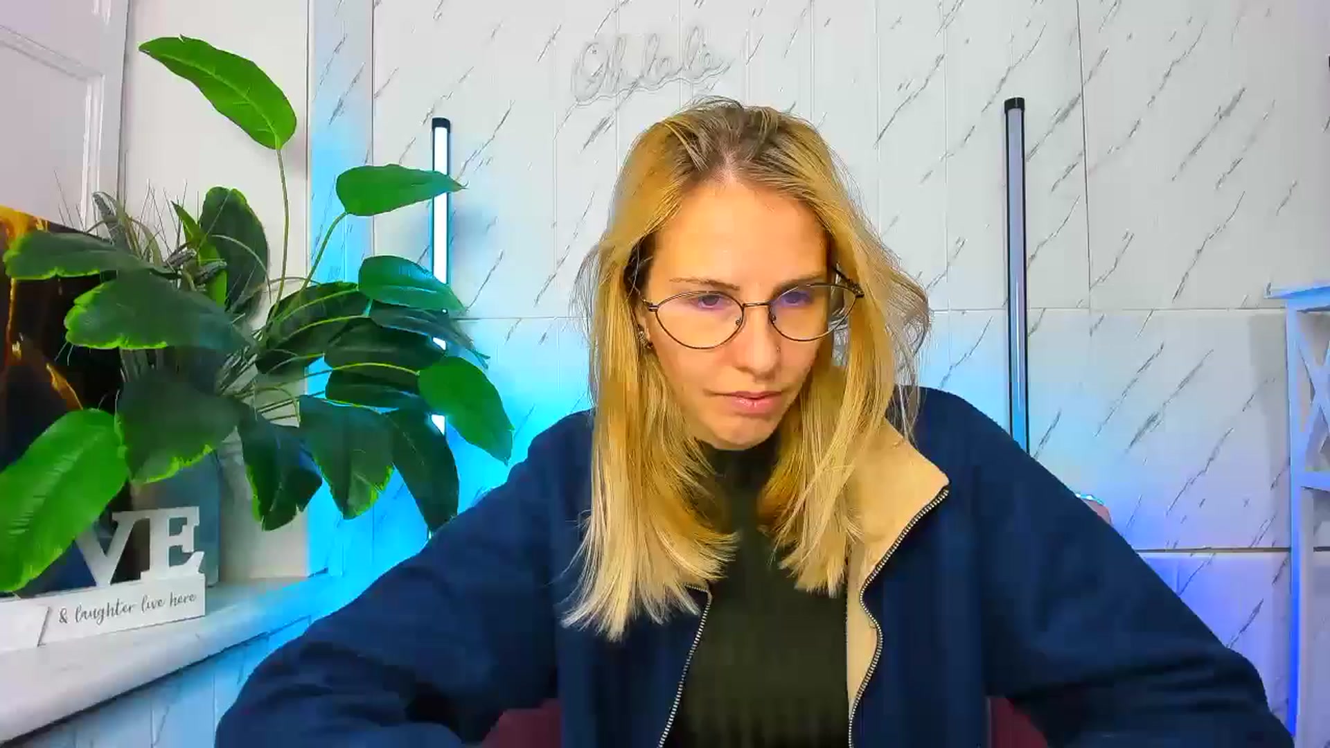 EmmaKriss video thumbnail