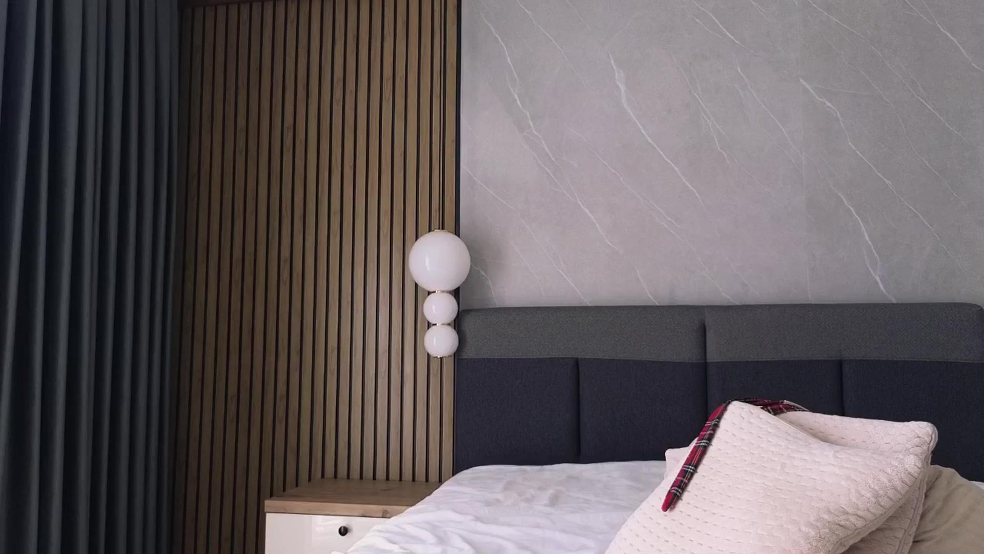 SaraDimond video thumbnail
