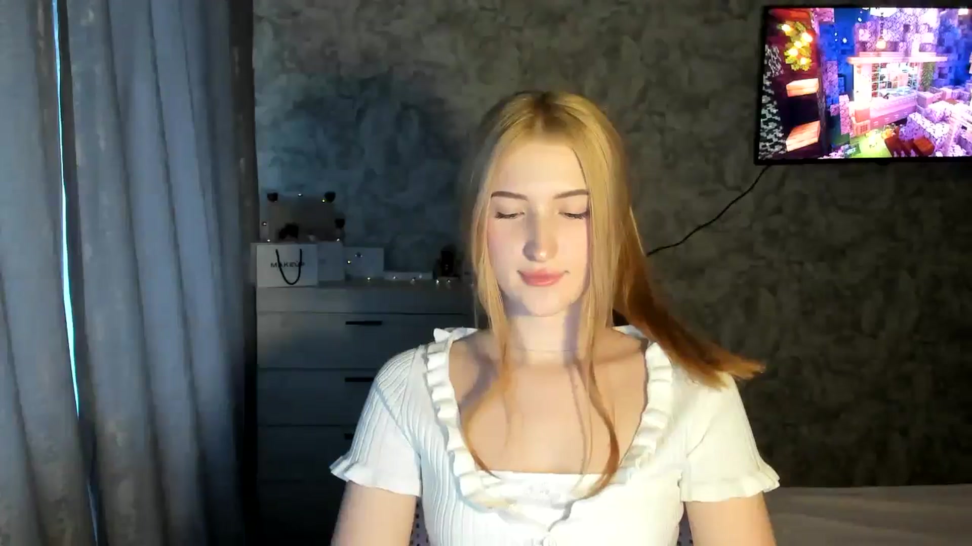 Ilona_Here video thumbnail