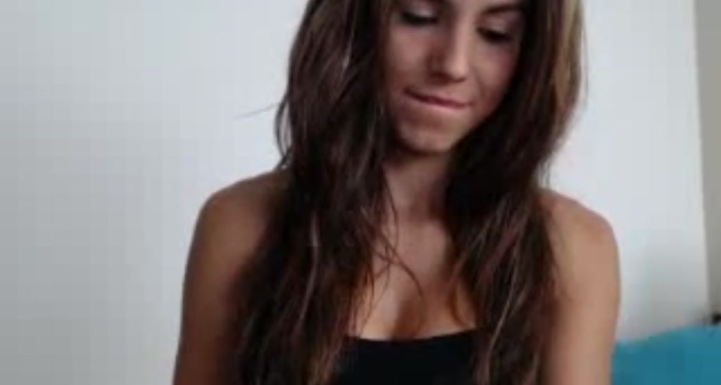 JulianaCandi video thumbnail