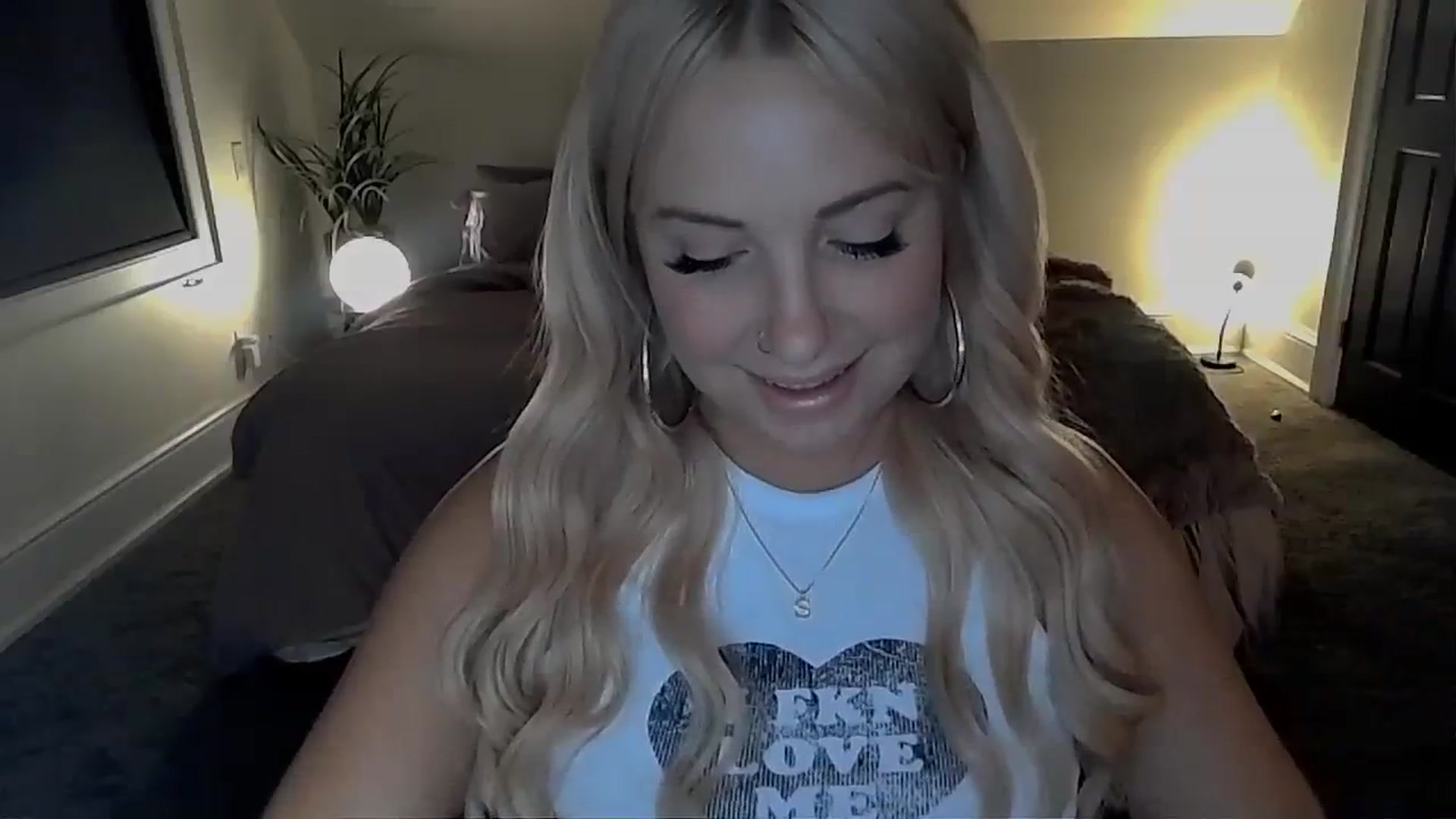 A1_Scarlett video thumbnail