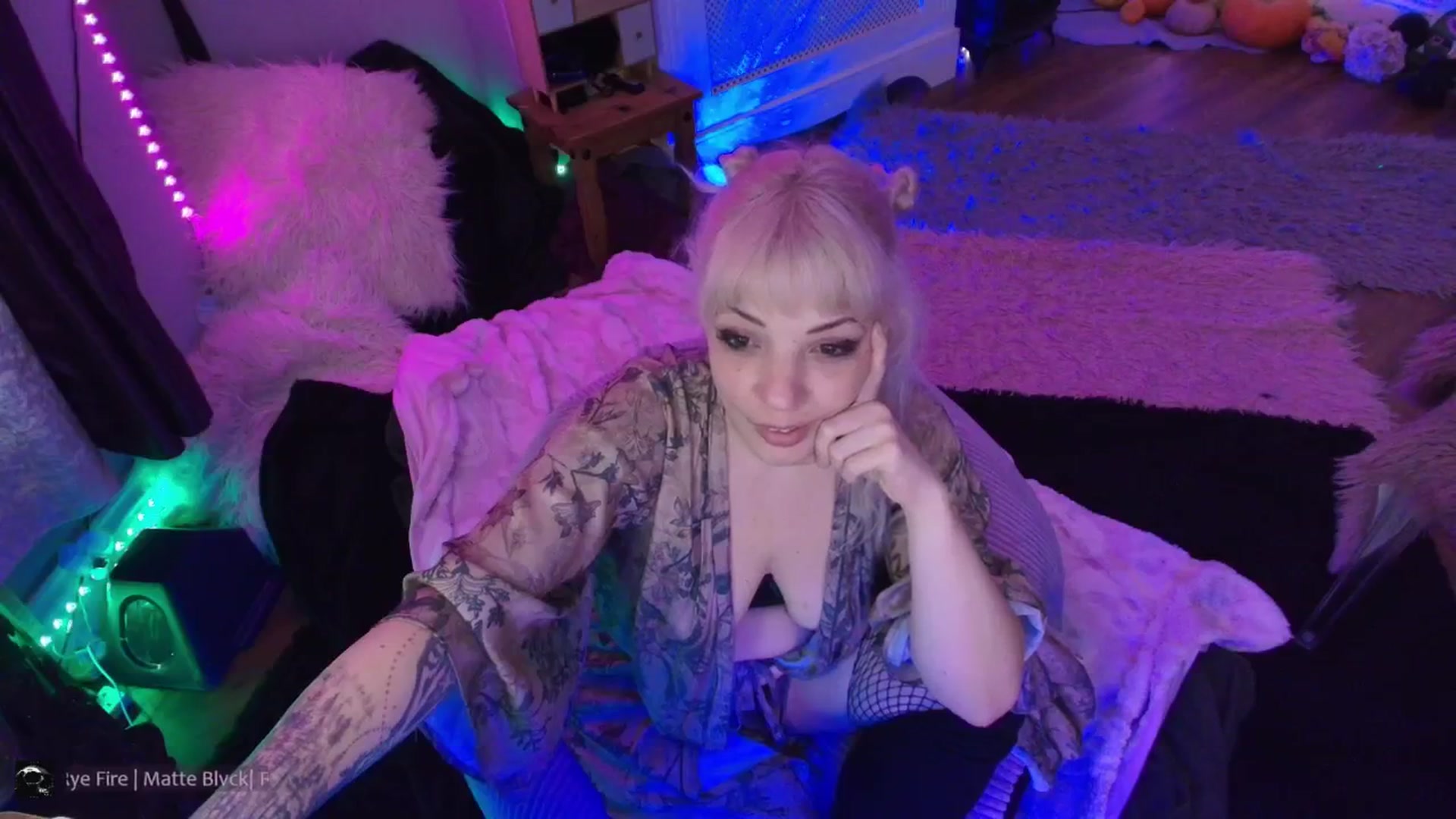 LunaWolfie video thumbnail