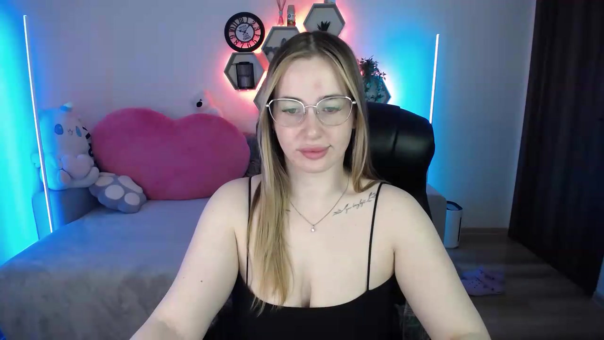 SabrinaViolet video thumbnail