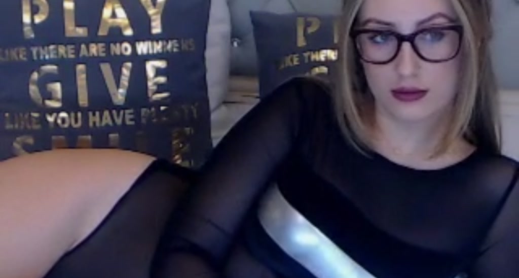 ChloeLUVX video thumbnail