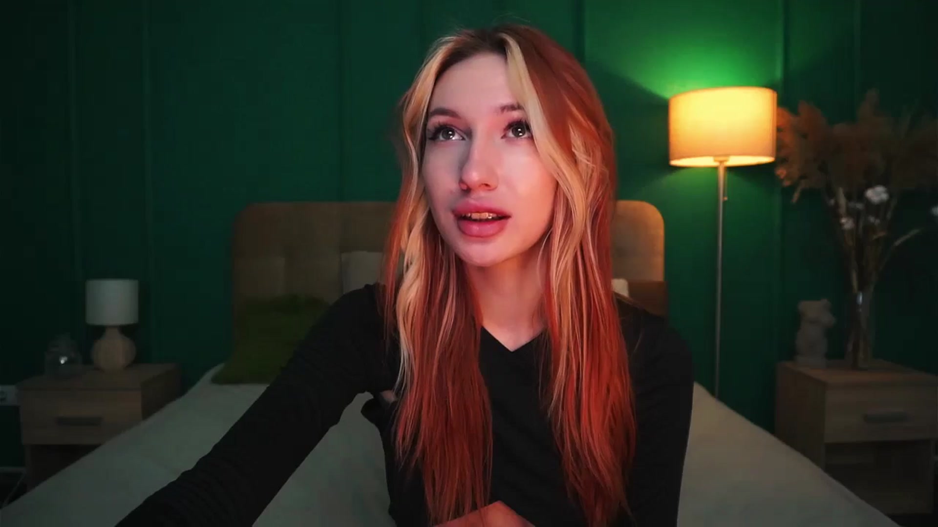 LovelyGin video thumbnail
